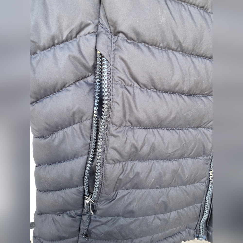Columbia Women's Black Puffer Vest - Picture 4 of 12